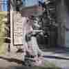 5655732 Design Toscano Dragon Mailbox Post Statue Resin Stone Look Yard Gift Myth Mail Box