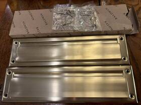 Baldwin 0014.044 - Letter Box Plate Mail Slot 13 Inch Polished Brass