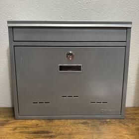 Cb13252 Barska Locking Wall Mount Mailbox / 14.1 Inch W X 3.5 D 12.2 H
