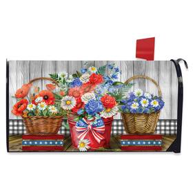 M02492 Briarwood Lane Red White And Beautiful Mailbox Cover