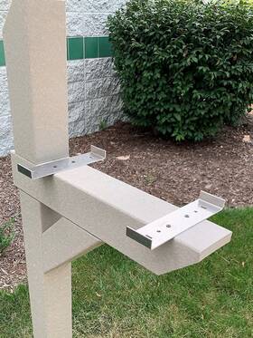 Designs Mailbox And Streetscapes 705353942204 Rust-free Mounting Bracket Aluminum Large Fits Mailboxes With A 8 Inch - W