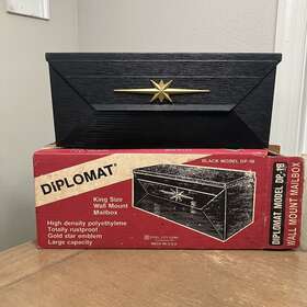 Dp-18 Diplomat Vintage Mid Century Modern Starburst Mailbox Black Plastic Nos