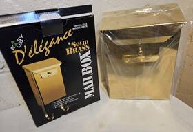 Majestic Brass Inc. 018415330025 Delegance Solid Mailbox With Newspaper Hooks Rare Antique Style New In Box