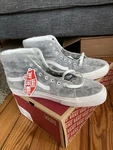 Vans SK8-HI Suede Sherpa Drizzl Gray 11.5 Womens 13 -high Top-new With Box. Fixed Price $24.00.