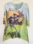 Fleur De Lis Women's Floral Tunic Top Size M, Asymmetrical Hem. Fixed Price $30.00.