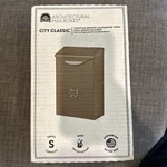 City Classic Galvanized Steel Wall Mount Mailbox, BW110V04AM, Venetian Bronze. Fixed Price $15.99.