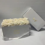 Venus Et Fleur White Roses Box 15 House Decoration. Fixed Price $149.95.