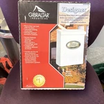 Gibraltar Industries Locking Steel Wall Mount Mailbox White DVKW0000. Fixed Price $15.00.